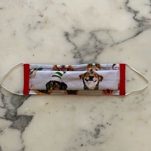 Bundle 5/$15 🛍 Cute holiday dog themed face mask